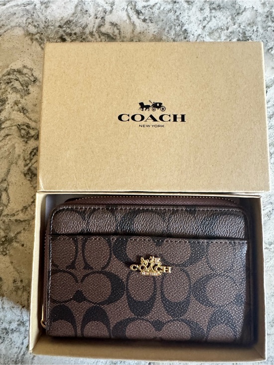 Coach Handbags - Coach Wallet